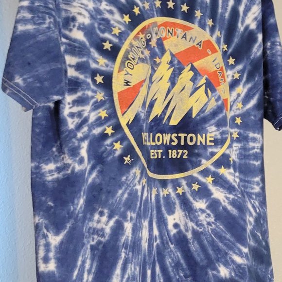 YELLOWSTONE EST. 1872 BLUE TIE DYED TSHIRT - Picture 4 of 8